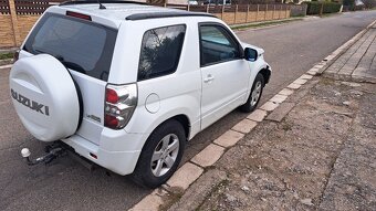 Suzuki Grand Vitara 2.4i Comfort 122kw, automat, 86000 km - 6