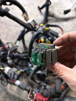 Aprilia Tuono 2006-2008 - 6