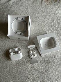 Apple AirPods Pro - 6