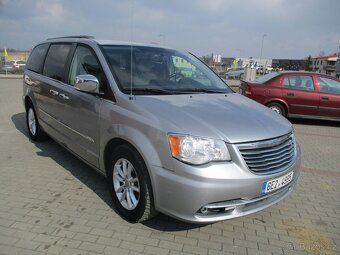 CHRYSLER TOWN & COUNTRY 3,6L V6 211kw LPG odp. DPH 2015 - 6