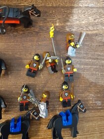 Lego 6038 Wolfpack + další figurky - 6
