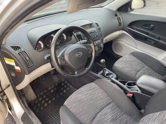 KIA CEED KOMBI 1.4i CVVT 80KW 1Majitel ČR 2009 - 6