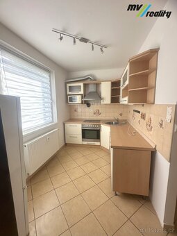 Milovice - Boží dar. Pronájem bytu 2+1, 64m2 s balkónem 4m2 - 6