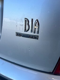 Škoda Fabia 1.9 sdi 47kw 250k najeto - 6