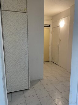 Prodej bytu v OV, 2+1 s balkonem, Mojžíř - 6