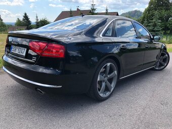Pronájem Audi A8L s řidičem - 6