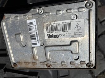 Peugeot 607 - přední xenon světlomety - 6