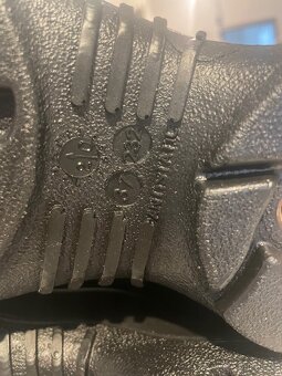 Prodám kvalitní značk. pracovní zimní boty LAVORO - 6