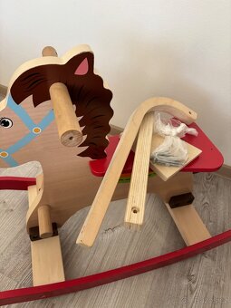 Houpací koník - 6