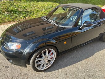 Mazda MX-5 NC 2.0 - 6