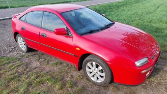 Mazda 323F - 6