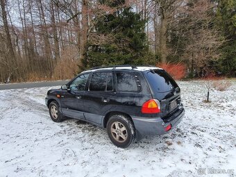 Prodam Hyundai Santa Fe CRDI 4x4,najeto 250 000 km,rok výrob - 6
