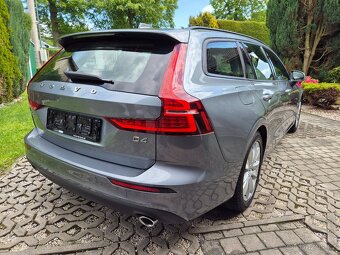 Volvo V60 D4 Momentum 2.0D 140KW AT•2020•Webasto•ACC•Kessy - 6