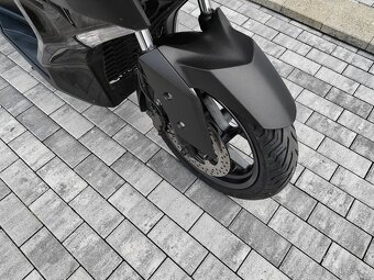 Yamaha x-max 300 Tech Max - 6