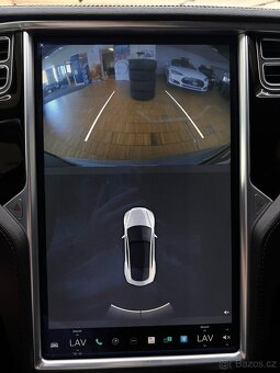 Tesla S 85 - doživotní nabíjení zdarma - 6
