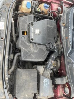 Rozprodám na díly Seat Toledo 1.6 - 6