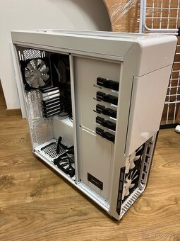 GTX1080,i7-7700k,16GB RAM, Noctua NH-D14, Phanteks case,650W - 6