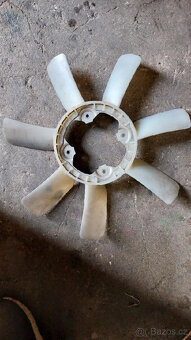 Díly motoru 2,5dci 140kW Nissan Navara/Pathfinder 2010- - 6