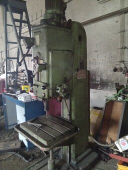 Soustruh TOS S28 + sloupová vrtačka - 6