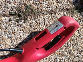 Elektrický vyžínač Hurricane HTI 2522 - 6