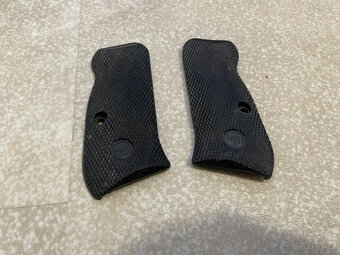 Střenky CZ50 / 70, CZ52, CZ92, CZ DUO, CZ82 /83, CZ75 - 6