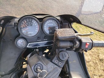 Kawasaki GPZ 1000 RX - 6