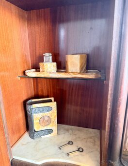 Stylová retro komoda - 6