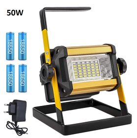 Flexibilní LED reflektor s dobíjecími bateriemi. - 6