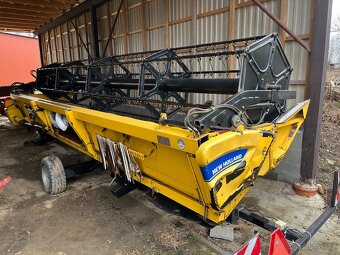 Kombajnová lišta New Holland Varifeed 7,3 m - 6