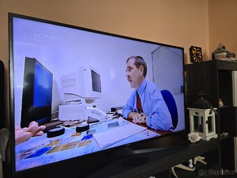 TV Samsung UE50KU6072U - 6