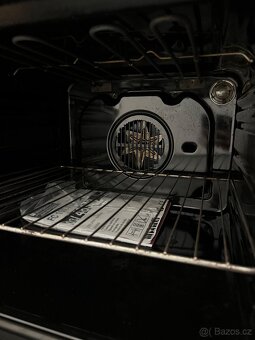Vestavěná trouba Hotpoint - 6