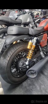 Moto Guzzi  v9 bobber sport - 6