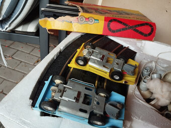 Autodráha MC Laren Ites, 2ks autíčka,staré hračky 1978 - 6