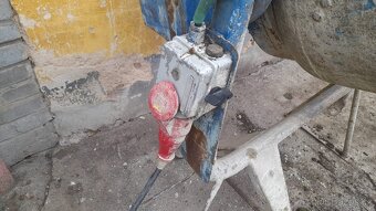 Velká stavební míchačka – 380 V – 6 000 Kč - 6