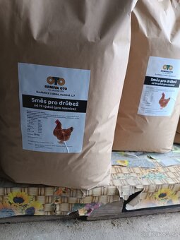 Krmivo pro Slepice, kačeny, brojlery, husy, králíky - 6