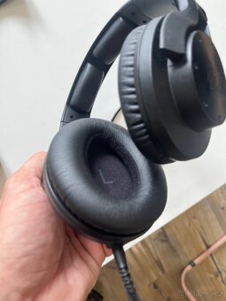 Studiová sluchátka KRK KNS 8402 - 6