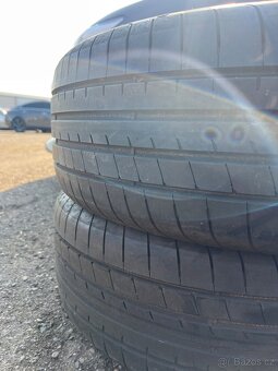 215/50R18 - 6