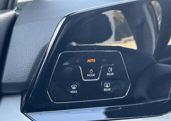 Volkswagen Golf 2.0TDi 85kw KLIMA NAVIGACE LED manuál 85 kw - 6