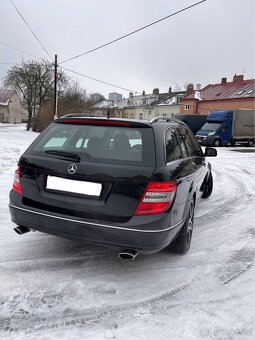 Mercedes-Benz C320 W204 - 6