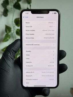 iPhone 11 Pro Max 64GB - 100% baterie - 6