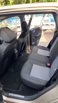 Mercedes-Benz A - 6