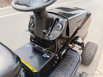 Prodám zahradní traktor Partner 12.5Hp - 6