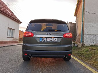 Ford S-MAX 2,2 tdci 147kW manuál 2012 - 6