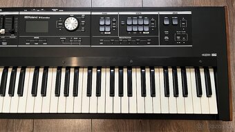Predám Roland VR-730 + hard case - 6
