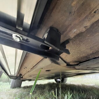 Boční nášlapy Škoda Karoq - nové, top cena - 6