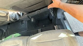 Citroën C4 Grand Picasso 2.0 HDI r.v. 2009, manuál - 6