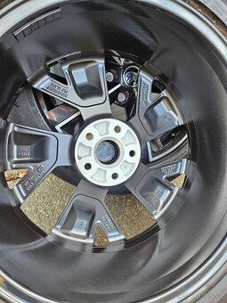 Letní alu kola Triglav 19" Škoda Kodiaq 235/50 R19 - 6
