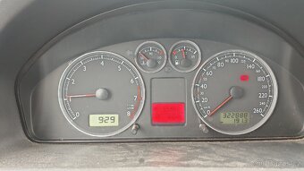 Volkswagen Sharan 2.0 - 6