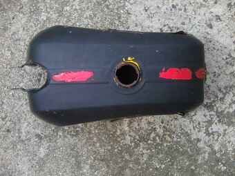 čz 125/175 476/477-blatníky,nádrže,p.světlo,kryt spojky na o - 6