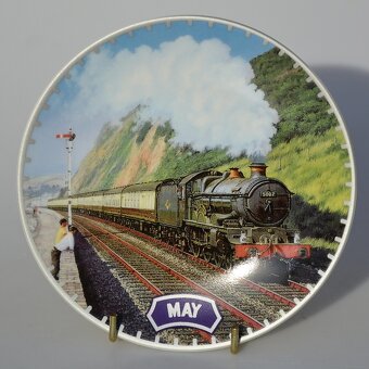 Vlaky 12 měsíců v roce -12 ks porcelánové talíře - 6